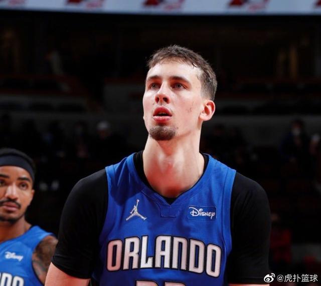 4号融入背 4号融入背