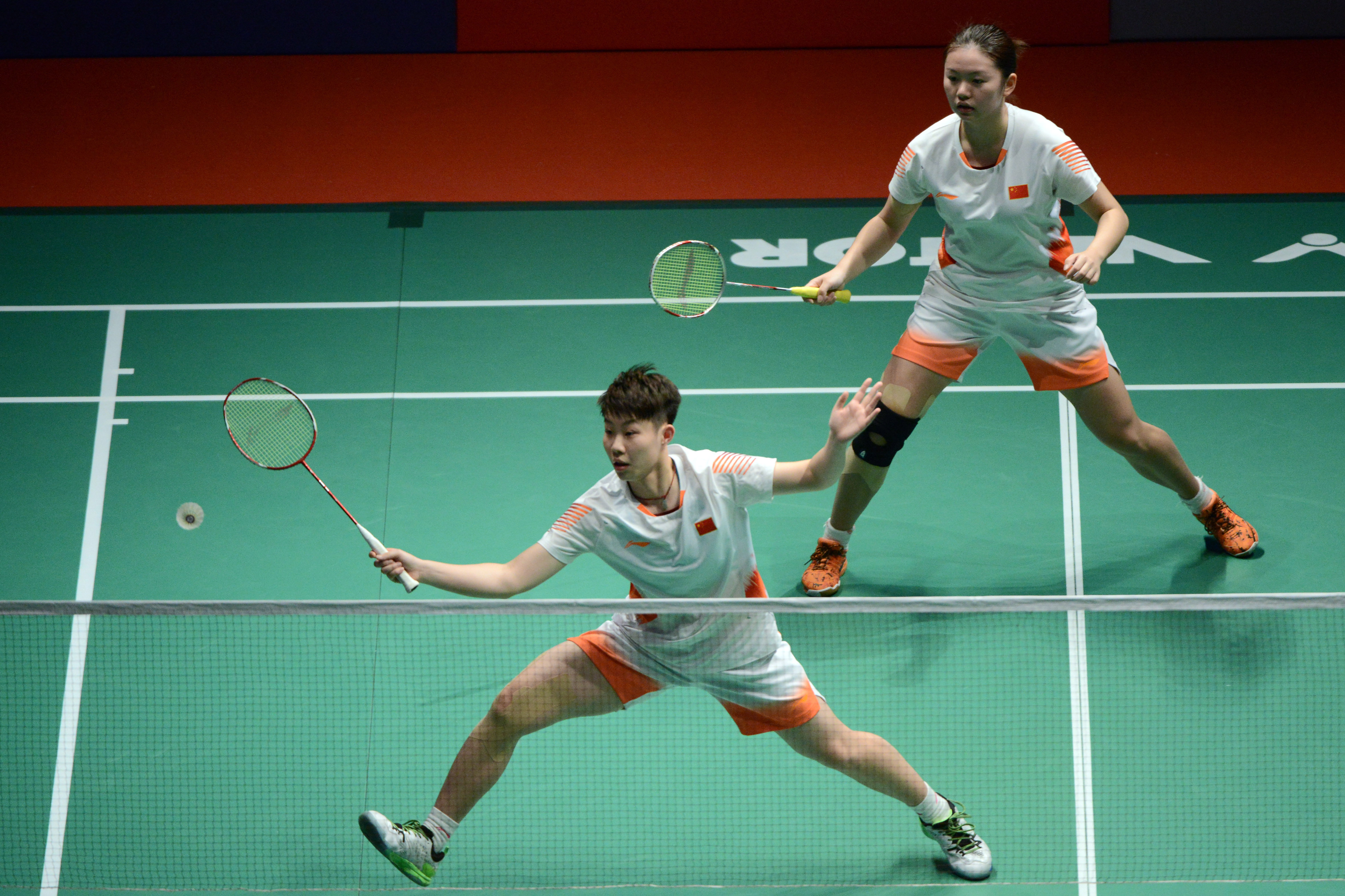 中国足球的 中国足球的