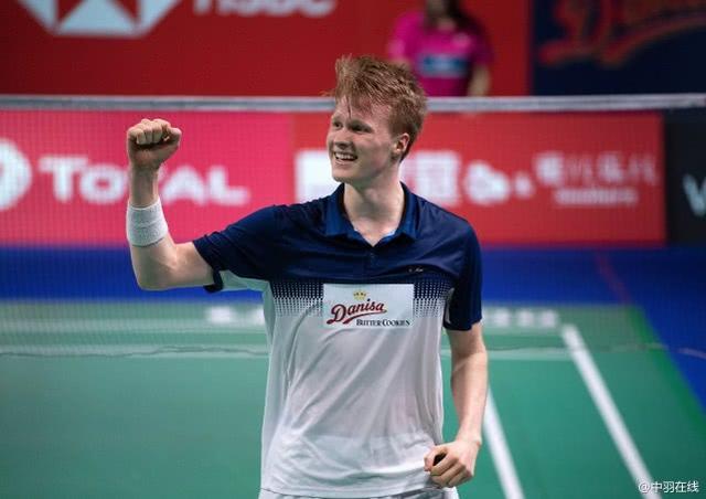 要求球员在 要求球员在