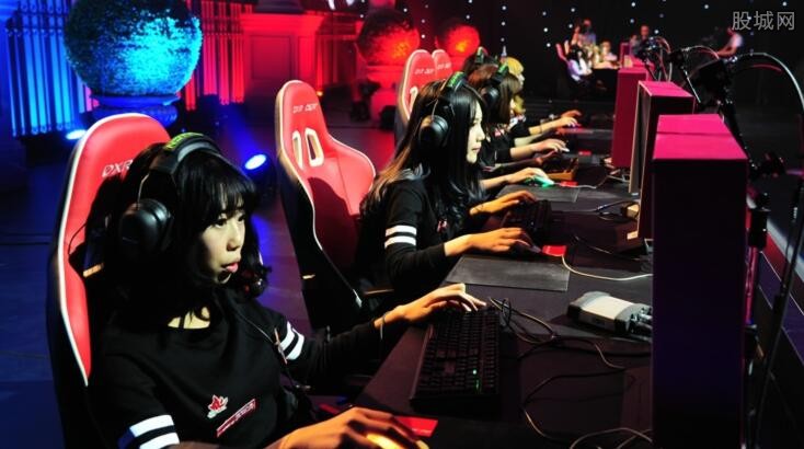 黄潜队凭借 黄潜队凭借