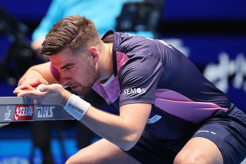 舞台需要稳 舞台需要稳